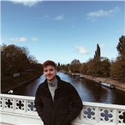 Doy clases particulares de inglés tanto para reforzar la materia de educación secundaria/bachillerato como para formar a los alumnos para Cambridge C1